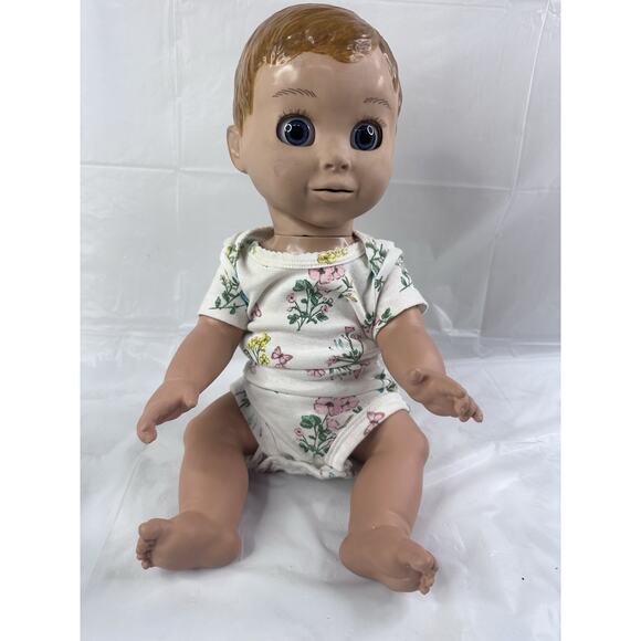 LuvaBella Luva Bella INTERACTIVE Animated Soft Face BABY DOLL Model 22700 Works - Picture 1 of 7
